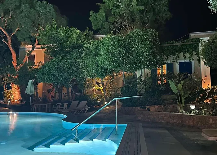 Kalydna Island Hotel