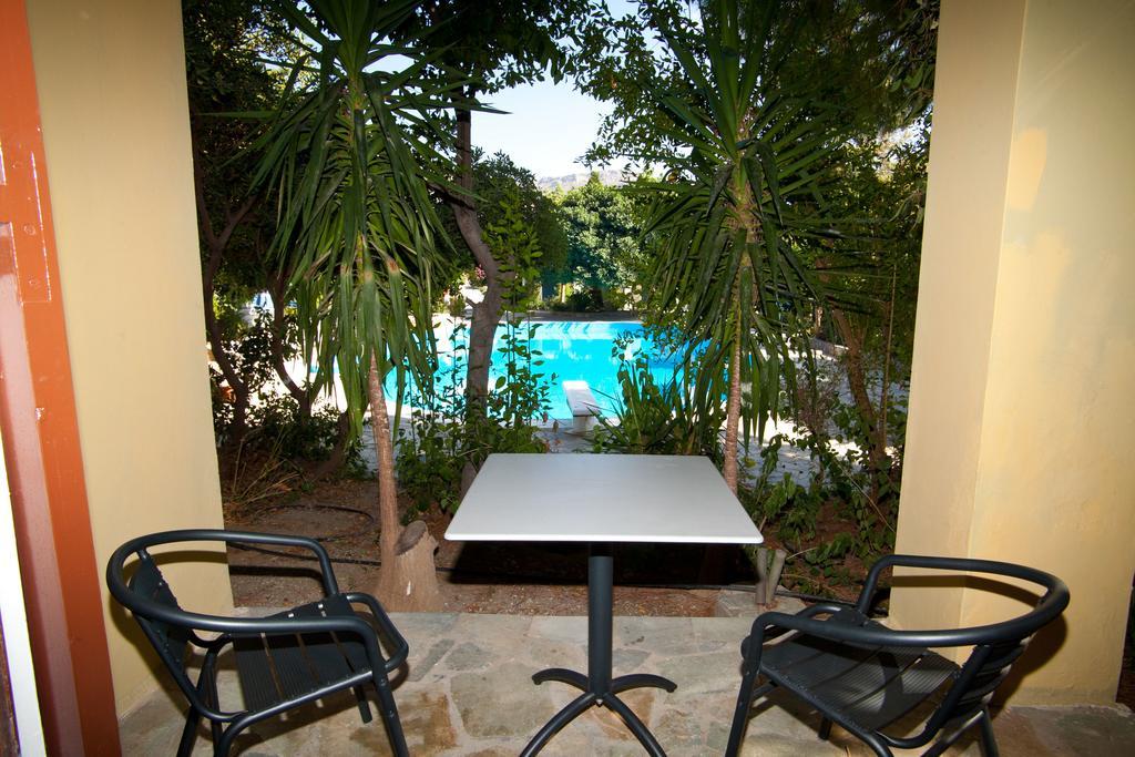 Hotel Kalydna Island 3*