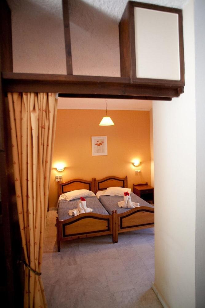 Hotel Kalydna Island 3*