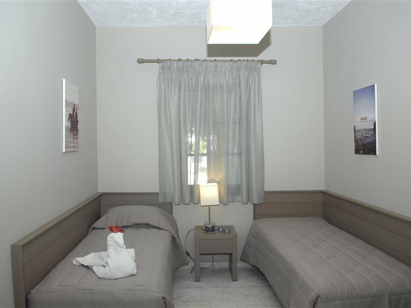 Kalydna Island 3* Panormos (Kalymnos)
